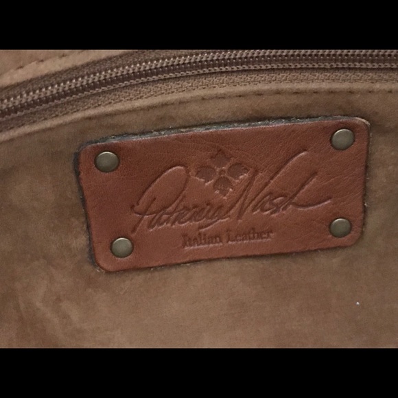 Patricia Nash studded leather purse - Picture 5 of 8